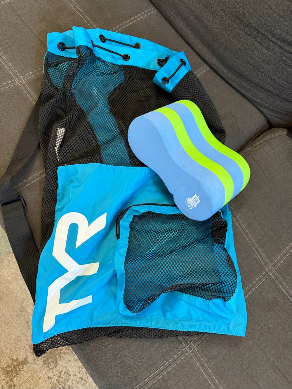 TYR Bag Kids Swim Pull Buoy and Mesh Gear Bag - Blue/Neon Green